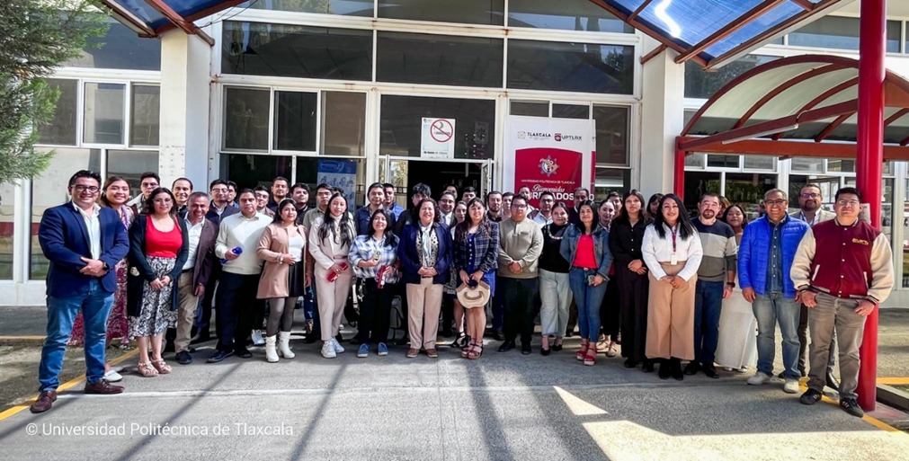 UPTLAX Fortalece Vínculos con su Comunidad en el 2º Desayuno con Egresados